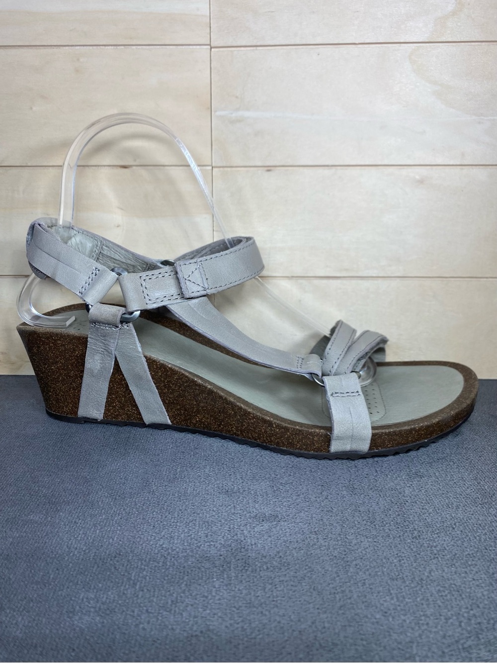 Teva Ysidro Universal Wedge Sandals Women's Size 10 Shoes Taupe Leather 1015119